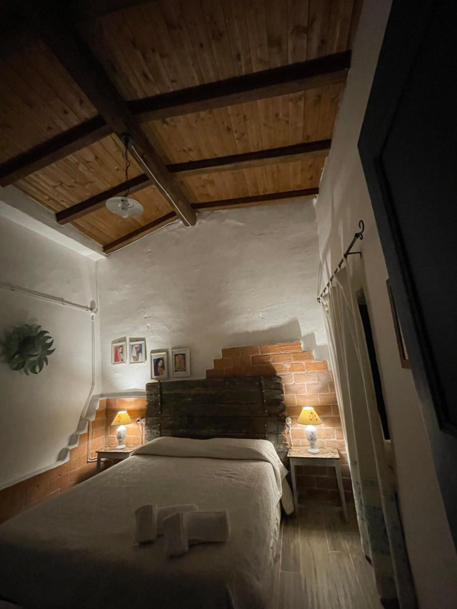 B&B Corte San Lussorio Oliena Exterior foto