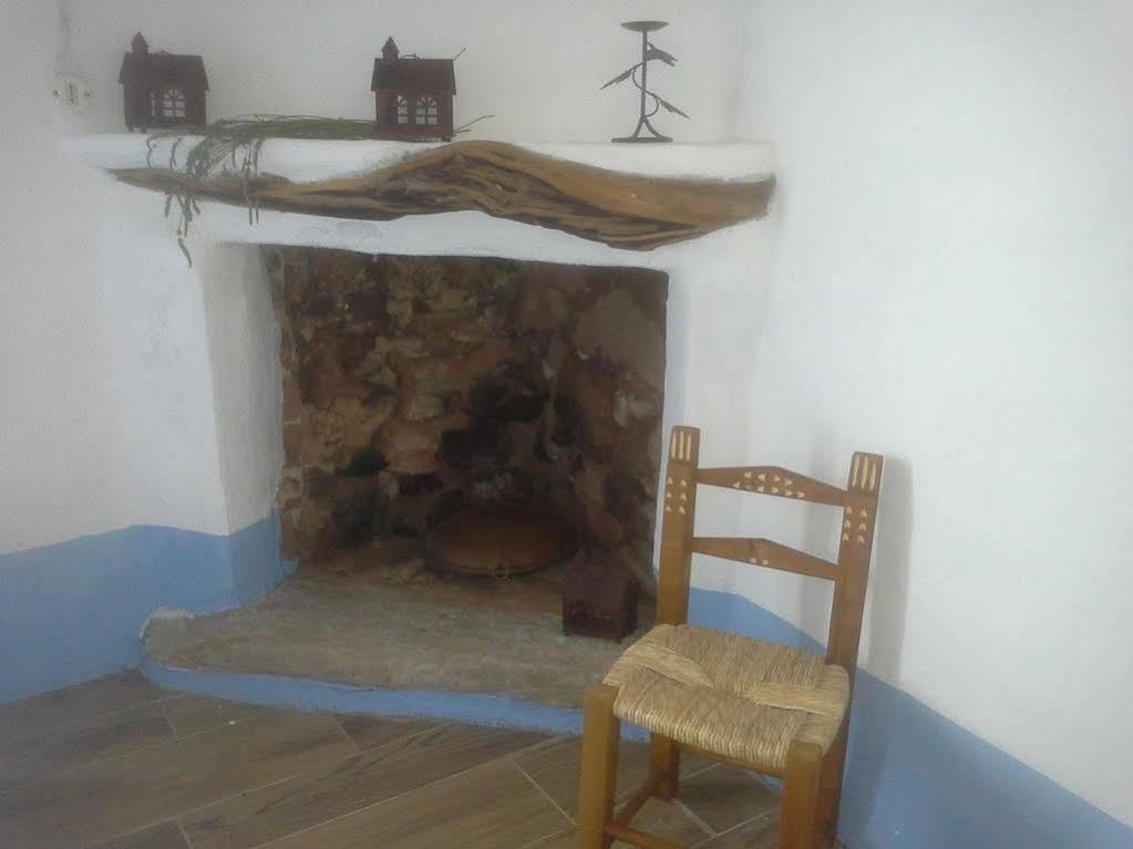 B&B Corte San Lussorio Oliena Exterior foto
